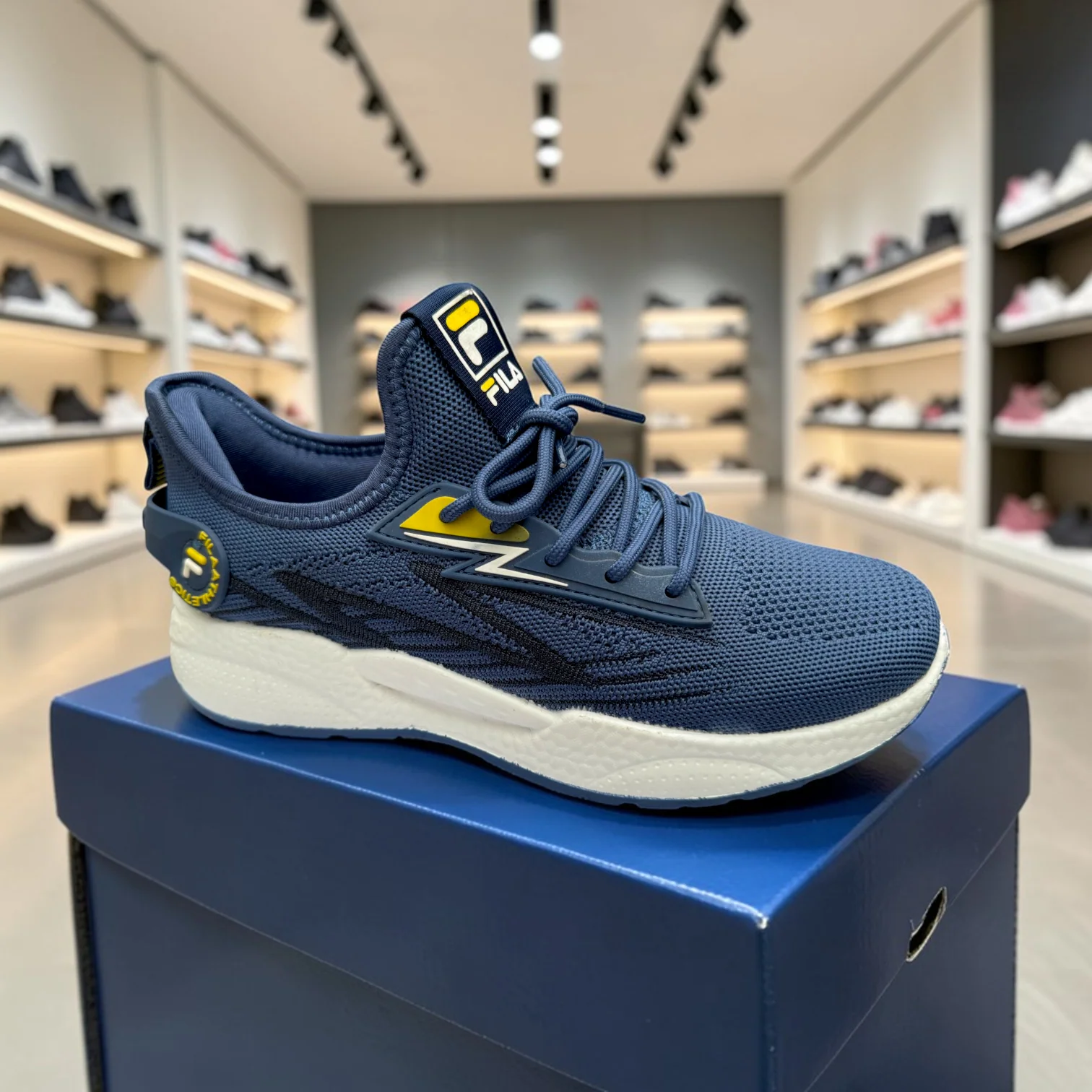 Fila Dark Blue বাইক,রানিং,জিম,ট্যুর ,ট্রাবেল,জগিং,অফিস,ক্যাজুয়াল,ক্যাম্পাস স্নিকার্স - Image 6