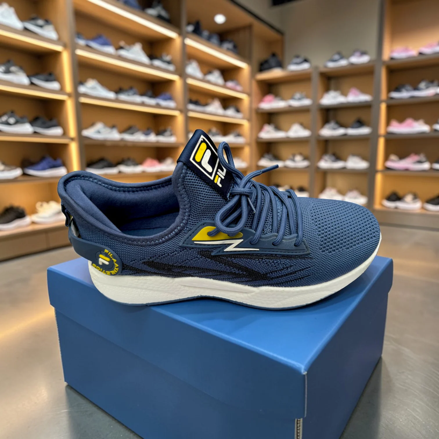Fila Dark Blue বাইক,রানিং,জিম,ট্যুর ,ট্রাবেল,জগিং,অফিস,ক্যাজুয়াল,ক্যাম্পাস স্নিকার্স - Image 8