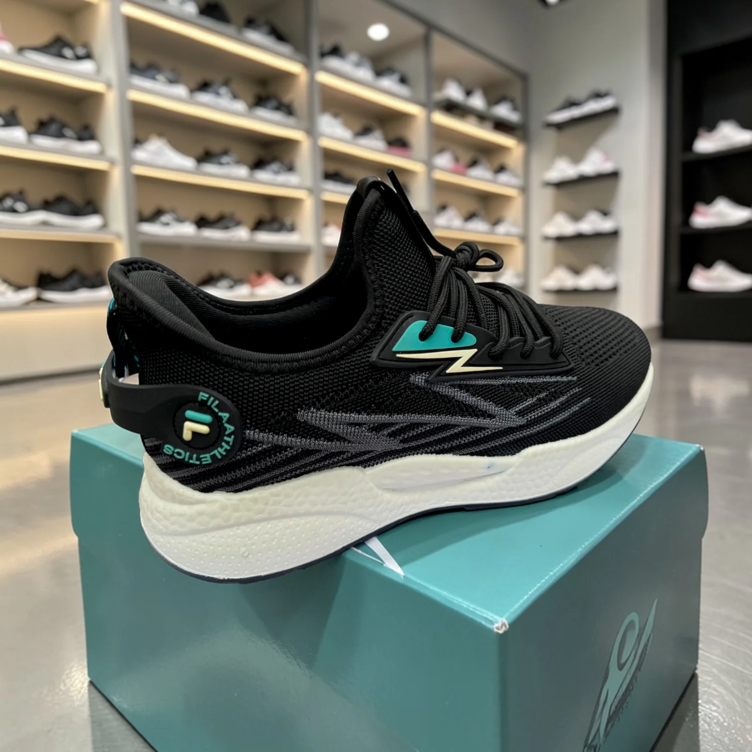 Fila Black Men's Sneakers –বাইক,রানিং,জিম,ট্যুর ,ট্রাবেল,জগিং,অফিস,ক্যাজুয়াল,ক্যাম্পাস - Image 10